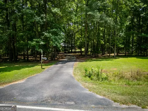 Exterior - 606 Higgins Rd, Jackson, GA 30233 photo 3 of 6