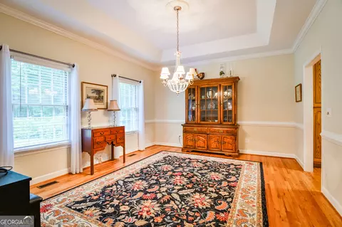 Dining - 606 Higgins Rd, Jackson, GA 30233 photo 1 of 2