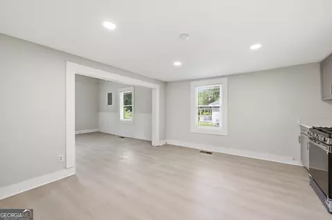 Living - 409 Colquitt St, Lagrange, GA 30241 photo 1 of 2