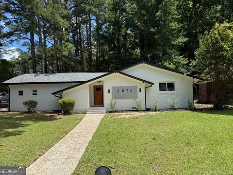 2675 Lantern Ln, Atlanta, GA 30349