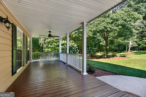 Exterior - 552 Newton Rd, Lagrange, GA 30240 photo 3 of 10