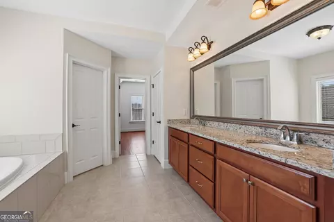 Entry Way - 6195 Read Rd, Suwanee, GA 30024 photo 4 of 4