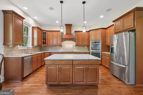 Kitchen - 6195 Read Rd, Suwanee, GA 30024 photo 2 of 4