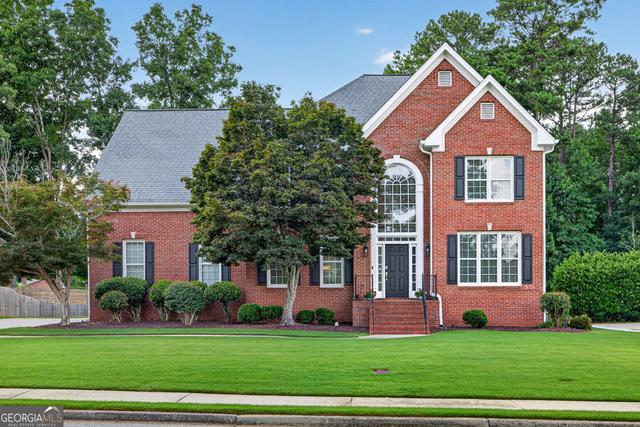 5307 Candleberry Dr SW, Lilburn, GA 30047
