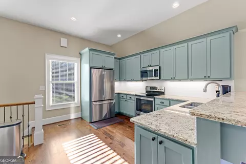 Kitchen - 413 Morgan Mill Rd, Brooks, GA 30205 photo 8 of 9
