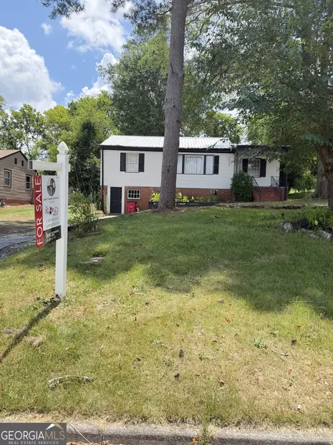 1537 Engle Dr, Macon, GA 31211