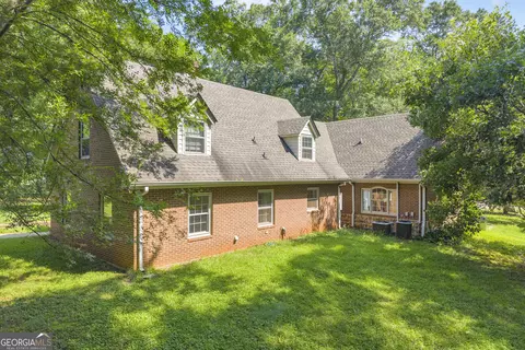 Undisclosed, Comer, GA 30629 photo 61