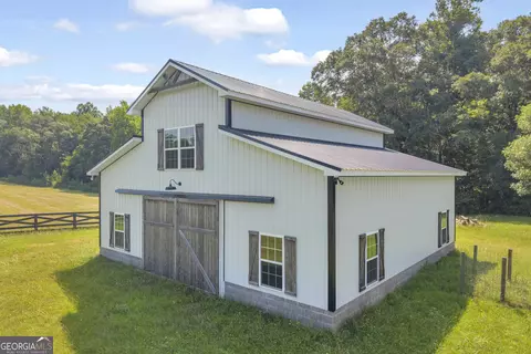 Undisclosed, Comer, GA 30629 photo 55