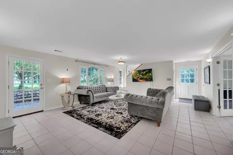 Undisclosed, Comer, GA 30629 photo 50