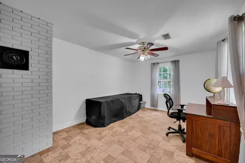 Undisclosed, Comer, GA 30629 photo 37