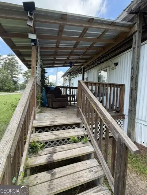 214 Forest Ave, Fargo, GA 31631