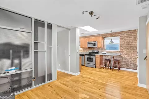 562 Formwalt St SW #4, Atlanta, GA 30312