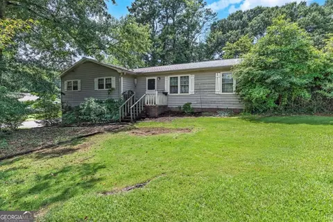 233 Foothill Dr, Woodstock, GA 30188