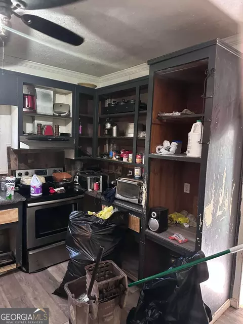 Kitchen - 3402 Maple Rd SE, Lindale, GA 30147 photo 2 of 3