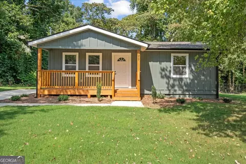 317 Bledsoe St, Carrollton, GA 30117