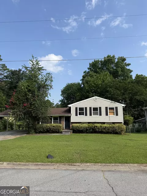 2618 Luke Dr, Ellenwood, GA 30294