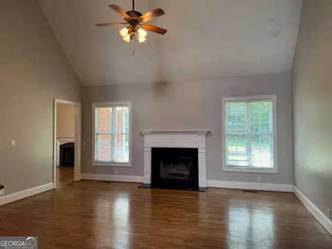 Living - 130 Wickham Dr, Tyrone, GA 30290 photo 2 of 4