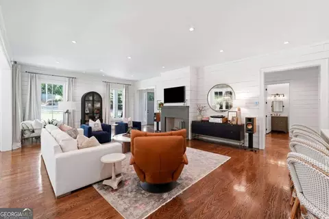 Living - 220 Audreys Way, Suwanee, GA 30024 photo 3 of 5