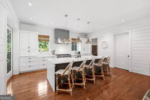Kitchen - 220 Audreys Way, Suwanee, GA 30024 photo 5 of 8