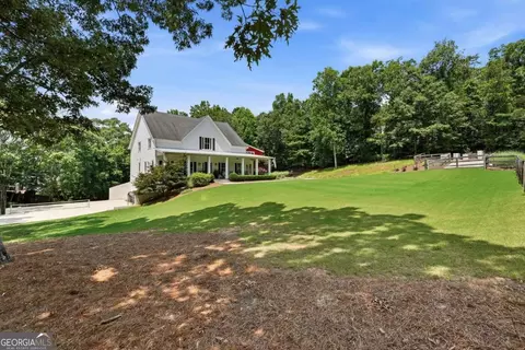 Exterior - 220 Audreys Way, Suwanee, GA 30024 photo 11 of 12