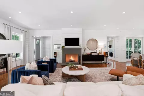 Living - 220 Audreys Way, Suwanee, GA 30024 photo 2 of 5