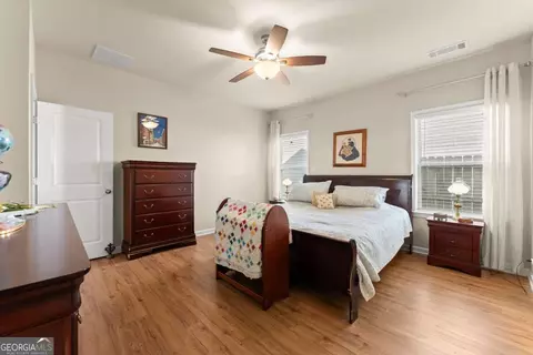 Bedroom - 740 Independence Ave, Pendergrass, GA 30567 photo 3 of 5