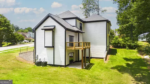 Exterior - 535 Michael Cir, Monroe, GA 30655 photo 6 of 7