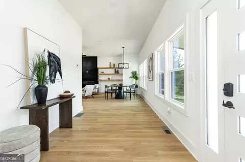 Entry Way - 535 Michael Cir, Monroe, GA 30655 photo 1 of 1