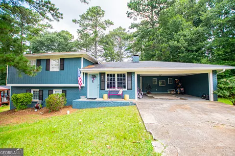 103 Shannon Dr, Carrollton, GA 30117