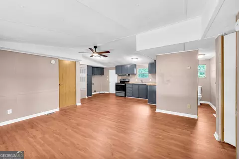Living - 301 J S Williamson Ct, Nicholson, GA 30565 photo 1 of 2