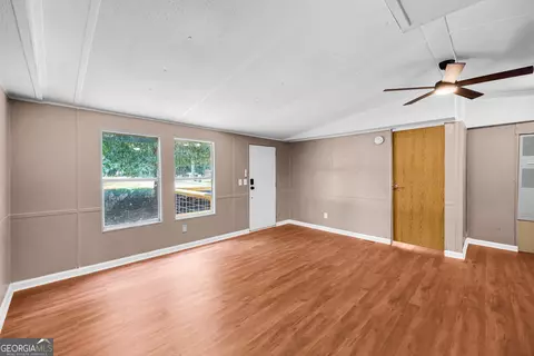 Living - 301 J S Williamson Ct, Nicholson, GA 30565 photo 2 of 2
