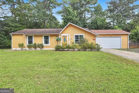 9018 Huntwood Ln, Riverdale, GA 30274