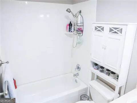 Bath - Undisclosed, Atlanta, GA 30319 photo 3 of 3