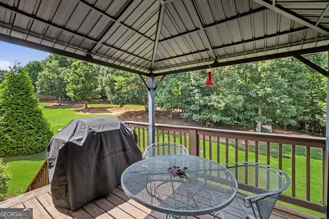 Exterior - 126 Copper Creek Dr, Lagrange, GA 30240 photo 5 of 8