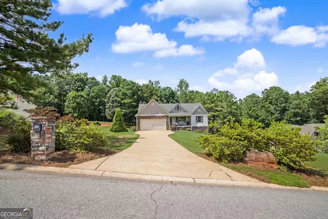 Exterior - 126 Copper Creek Dr, Lagrange, GA 30240 photo 4 of 8