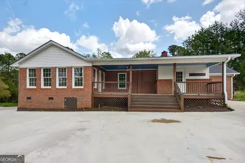 Exterior - 7142 Hamilton Rd, Pine Mountain, GA 31822 photo 13 of 14