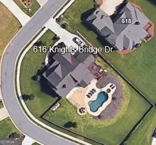 616 Knights Bridge Dr, Canton, GA 30115