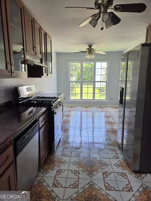 6923 Biscayne Blvd, Rex, GA 30273 photo 3
