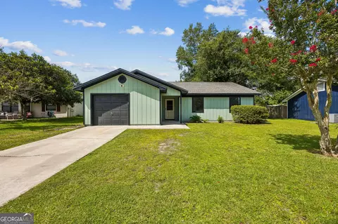 307 Sunnyside Dr, Saint Marys, GA 31558