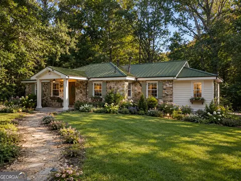 269 Perry Ln, Buchanan, GA 30113 photo 1