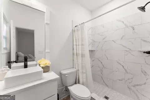 Bath - 6503 Narramore Way, Lula, GA 30554 photo 3 of 3