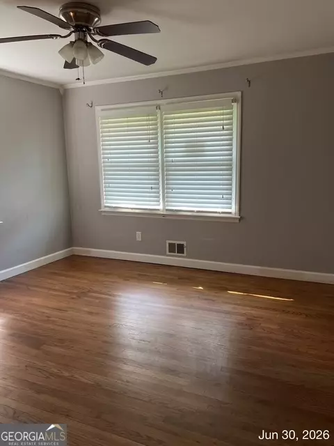 57 Leigh St, Commerce, GA 30529 photo 5