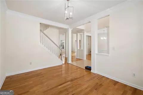 Living - 3975 Coventry Park Ln, Duluth, GA 30096 photo 2 of 6