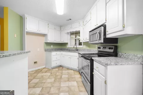 165 Lakefront Dr, Covington, GA 30016 photo 7