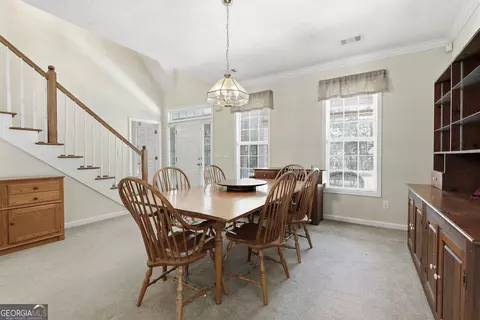 Dining - 1080 Hunter Rd, Williamson, GA 30292 photo 2 of 5
