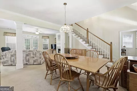 Dining - 1080 Hunter Rd, Williamson, GA 30292 photo 4 of 5