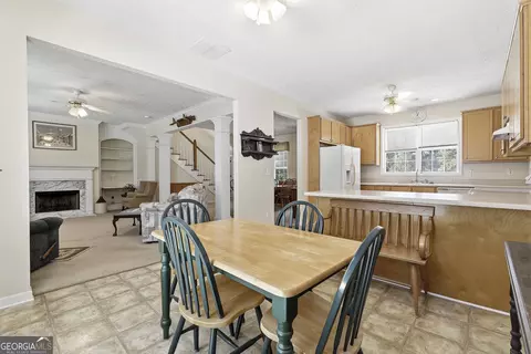 Dining - 1080 Hunter Rd, Williamson, GA 30292 photo 5 of 5