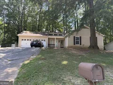 8997 Liberty Ln, Jonesboro, GA 30238