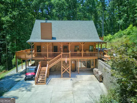 750 Seye Wailo Trl, Clarkesville, GA 30523