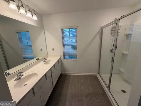 Bath - 1410 Ben Park Way, Grayson, GA 30017 photo 5 of 6